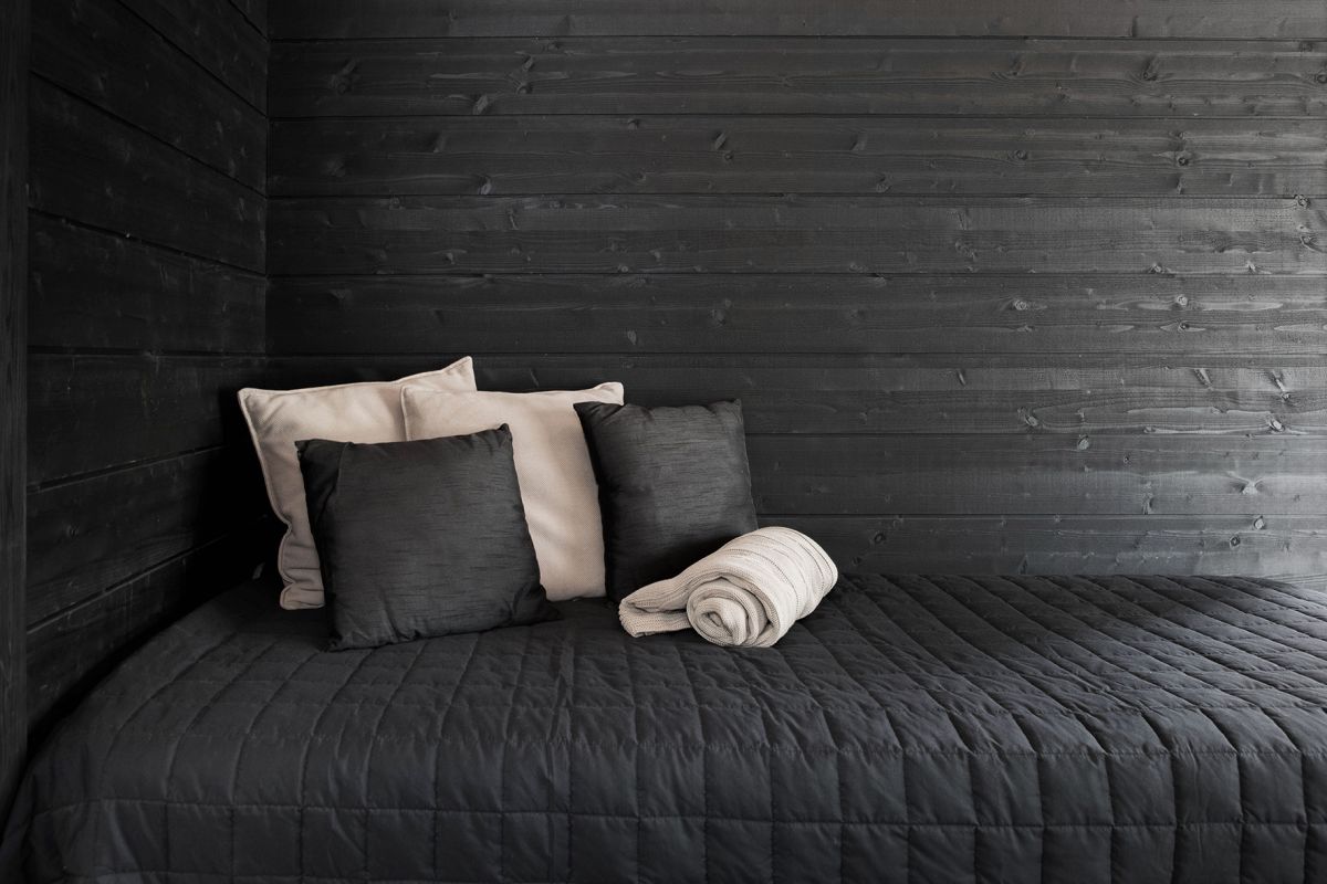 Painel STRUKTUURI 15x176mm (Abeto - Preto) - Pacote de 5 peças - Nordicasas